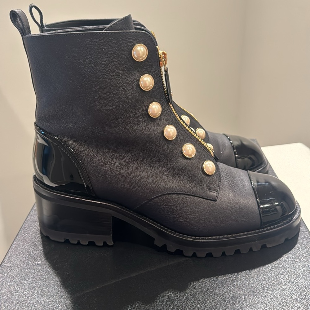 Chanel Women's Boots with Gold Accents - Picture 7 of 8